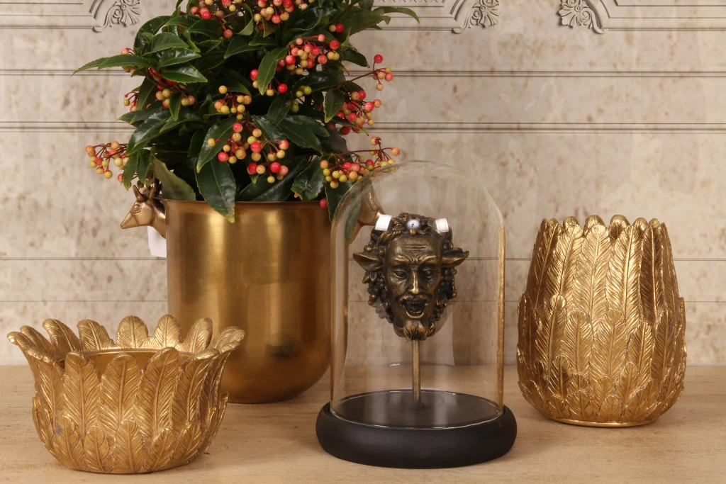 Bacchus-figuur met glazen stolp - goud - 23 cm - kunsthars