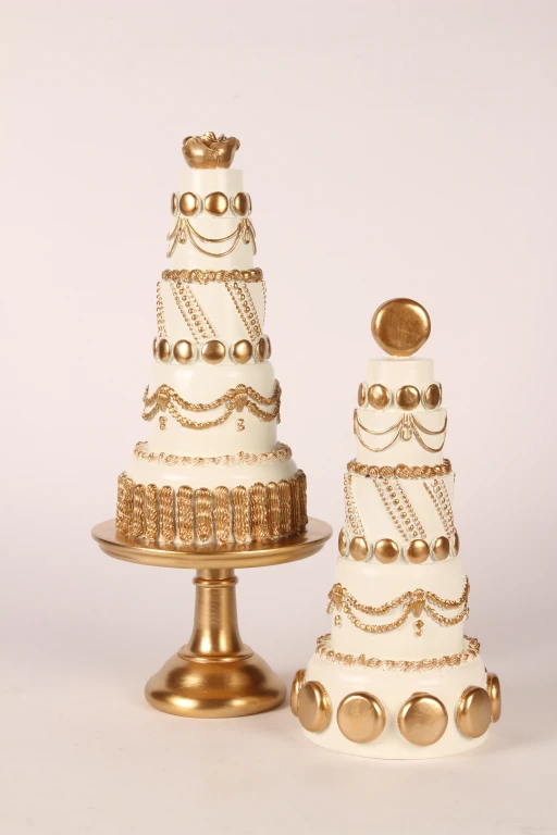 Decoratietaart - wit/crème met goud - 33,5 cm - kunsthars