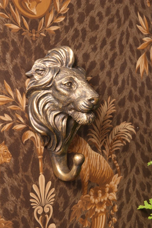 Wandhaak leeuw - goud - 17 cm - 1 stuk